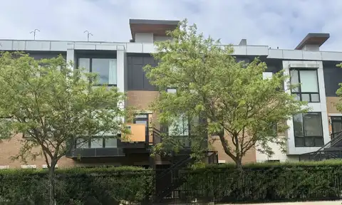 2240 W Madison Street, Chicago, IL 60612