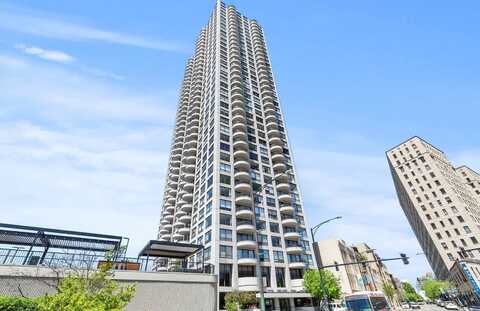 2020 N Lincoln Park West Avenue, Chicago, IL 60614