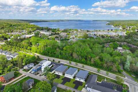 571 Mill Street, Fontana, WI 53125