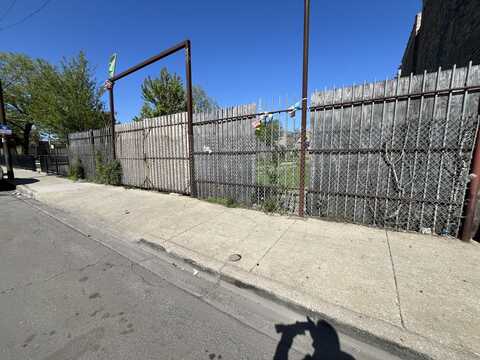 1125 N Pulaski Road, Chicago, IL 60651