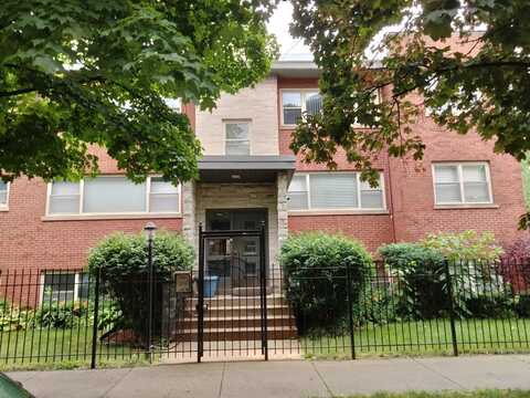 7501 N Damen Avenue, Chicago, IL 60645