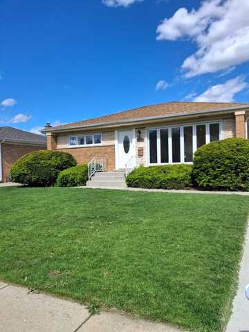 4607 KOLZE Avenue, Schiller Park, IL 60176