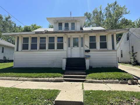 1406 W Locust Street, Bloomington, IL 61701