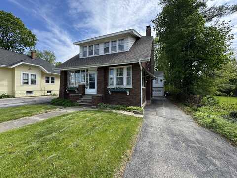 626 E State Street, Geneva, IL 60134