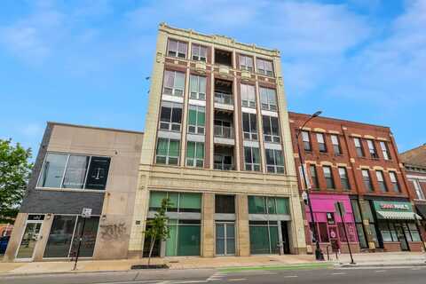 1927 N Milwaukee Avenue, Chicago, IL 60647