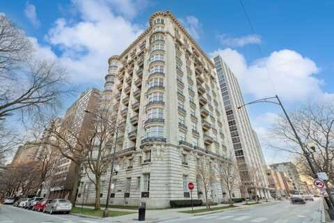 1550 N State Parkway, Chicago, IL 60610