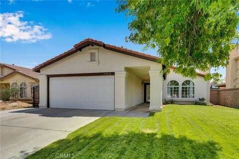 43916 Silver Bow Road, Lancaster, CA 93535
