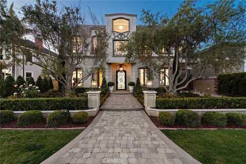 530 Kings Road, Newport Beach, CA 92663