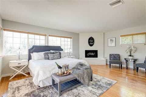 26134 Roymor Drive, Calabasas, CA 91302