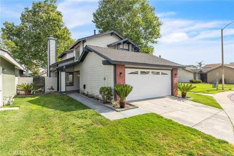 15696 Paine Street, Fontana, CA 92336