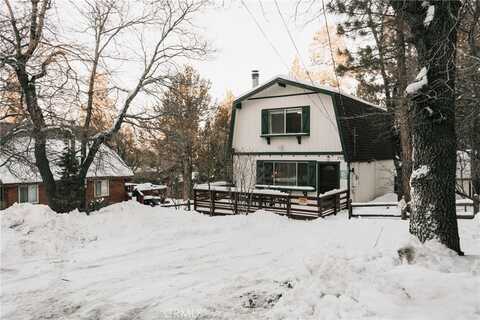 753 Maple Lane, Sugarloaf, CA 92386