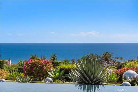 20 Gondoliers Bluff, Newport Coast, CA 92657