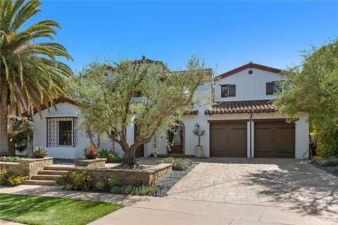 20 Gondoliers Bluff, Newport Coast, CA 92657