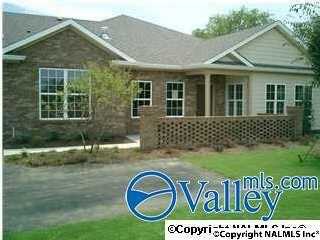 65 Valley Way Circle, Huntsville, AL 35802