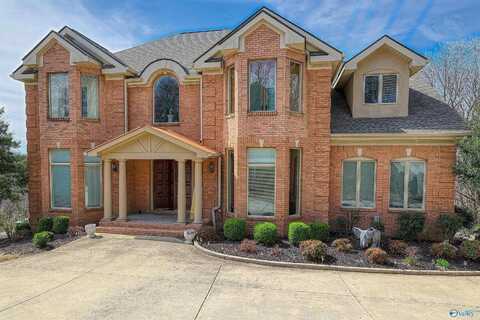 5 Saint Charles Road, Huntsville, AL 35801