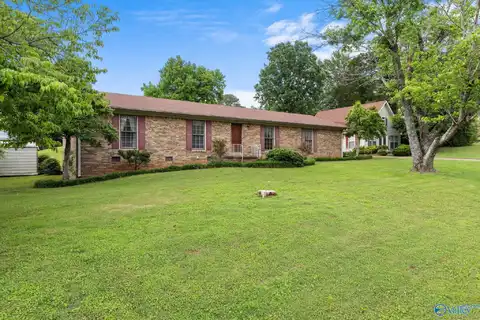 2016 Alpine Drive, Florence, AL 35630