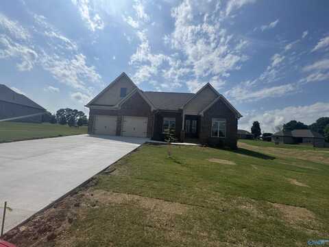 215 Dogwood Drive, Rogersville, AL 35652