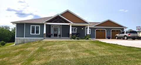 501 Dogwood Drive, Macon, MO 63552