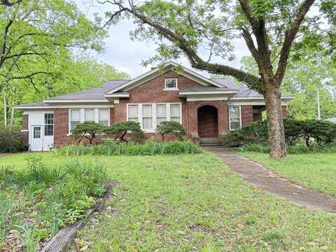 132 N Brooks St., Pontotoc, MS 38863