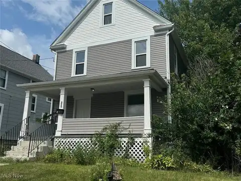 68 N Balch Street, Akron, OH 44303