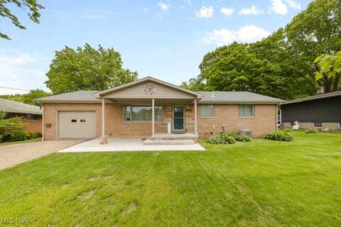 640 Fernwood Boulevard, Alliance, OH 44601