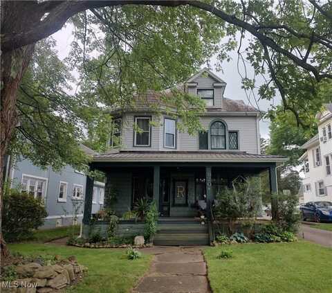 920 N Wooster Avenue, Dover, OH 44622