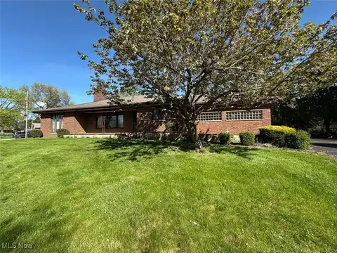 5916 Nella Avenue NW, North Canton, OH 44720