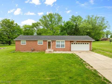 4696 Hurless Drive SW, Canton, OH 44706