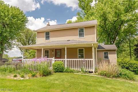 1145 Midway Street NW, Uniontown, OH 44685