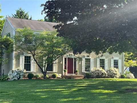 7114 Andiron Circle NW, Canton, OH 44718