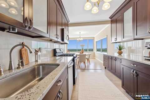 6 Horizon Road # 2301, Fort Lee, NJ 07024