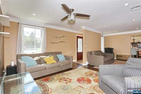 3-29 17th Street, Fair Lawn, NJ 07410