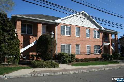 16 N Maple Avenue F, Park Ridge, NJ 07656