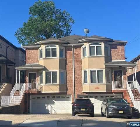 36 W Central Boulevard A, Palisades Park, NJ 07650