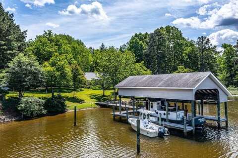 500 Rock Town Rd, Reedville, VA 22539