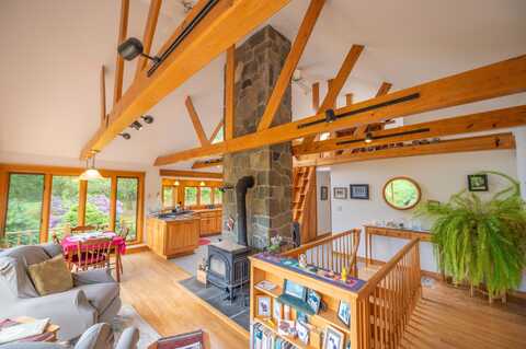 103 Dover Hill Road, Dover, VT 05341