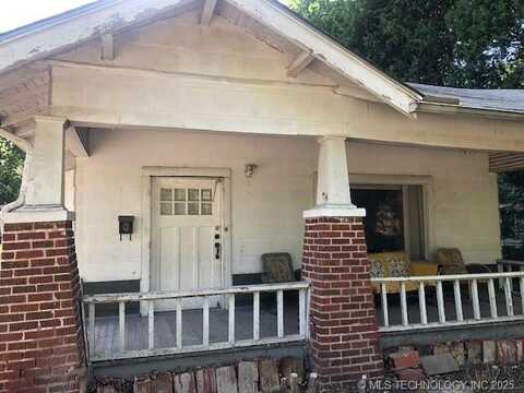 410 S Xanthus Avenue, Tulsa, OK 74104