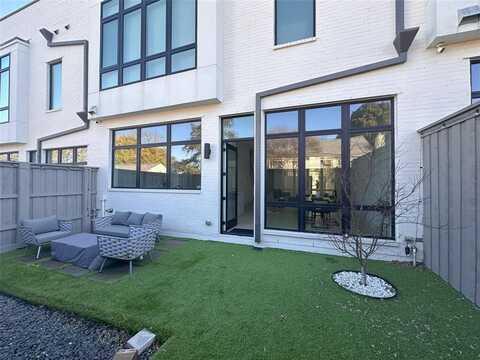 610 N Oak Cliff Boulevard, Dallas, TX 75208