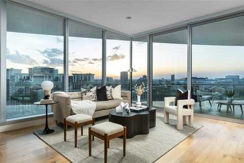 3130 N Harwood Street, Dallas, TX 75201