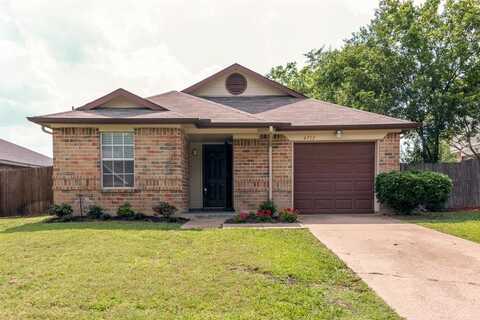 6713 Windwillow Drive, Fort Worth, TX 76137