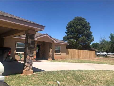 1700 Thompson, Crane, TX 79731