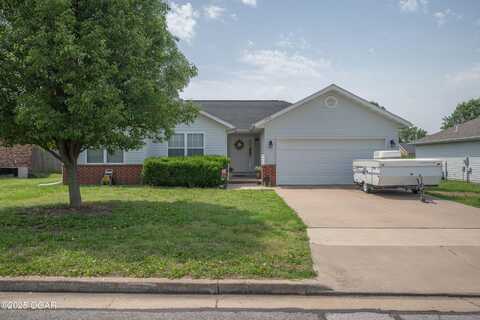 1710 Lucas Drive, Webb City, MO 64870
