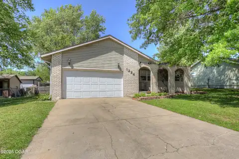 1226 W Nineth, Webb City, MO 64870