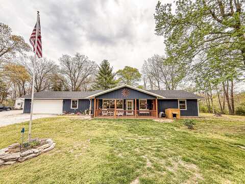 8554 Farm Rd 2282, Seligman, MO 65745