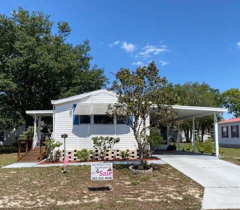 462 Petunia Dr, Fruitland Park, FL 34731