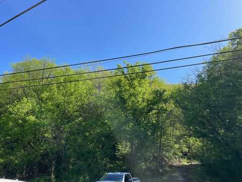 75 Middle Patch Road, Gallagher, WV 25083