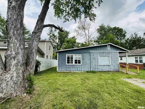 614 W Rigdon Street, Carbondale, IL 62901