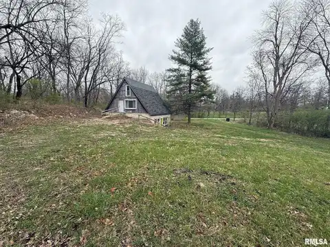 1609 Baldwin Road, Jacksonville, IL 62650