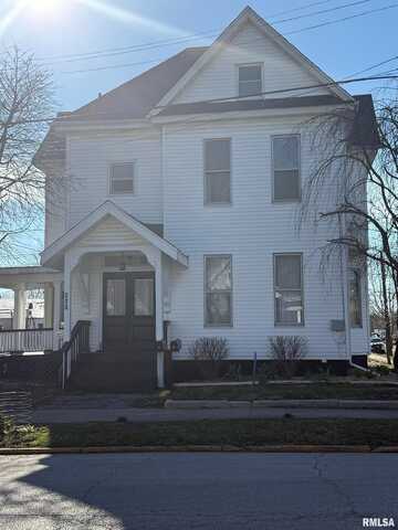 401 S EAST Street, Jacksonville, IL 62650