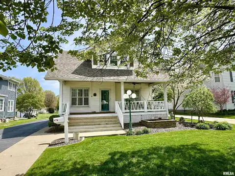 1450 S MAIN Street, Jacksonville, IL 62650